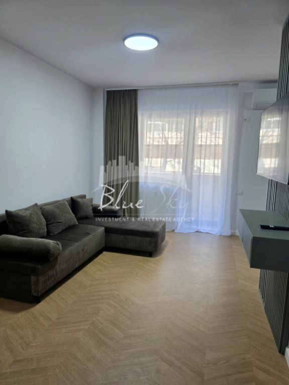 Apartament 3 camere 2 bai lux parcare subterana termen lung