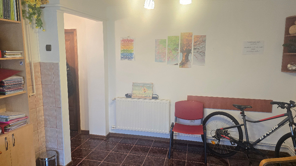 Vand garsoniera decomandata Deva Zamfirescu, parter, scurgeri separate