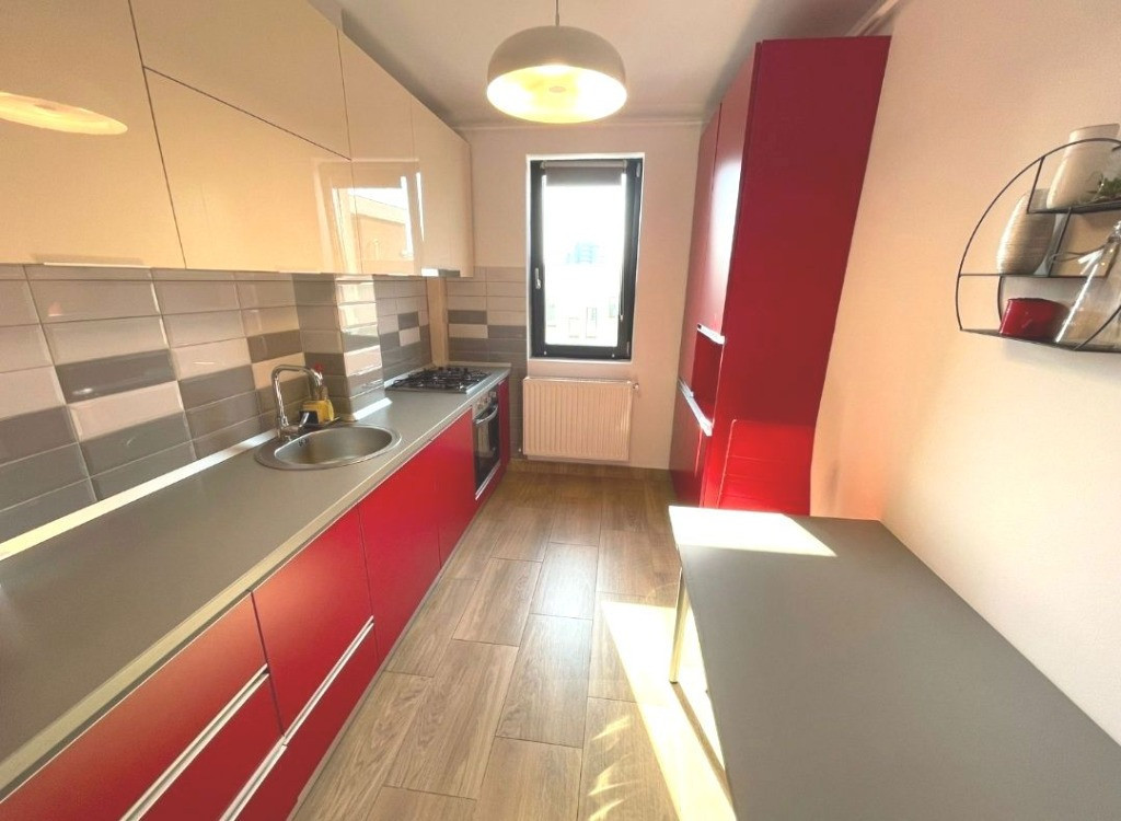 Apartament 2 cam decomandat, et.5/10parcare subterana zona Iulius Mall