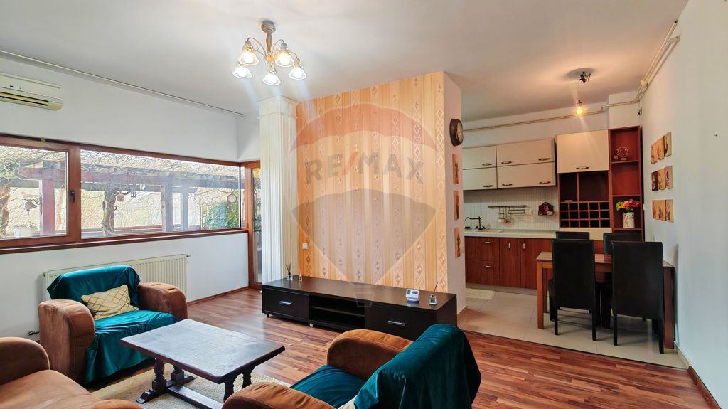 Apartament de inchiriat cu 2 camere si curte I Otopeni