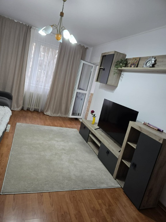 Apartament 3 camere,et.2,Berceni.Aparatorii.Paselelor