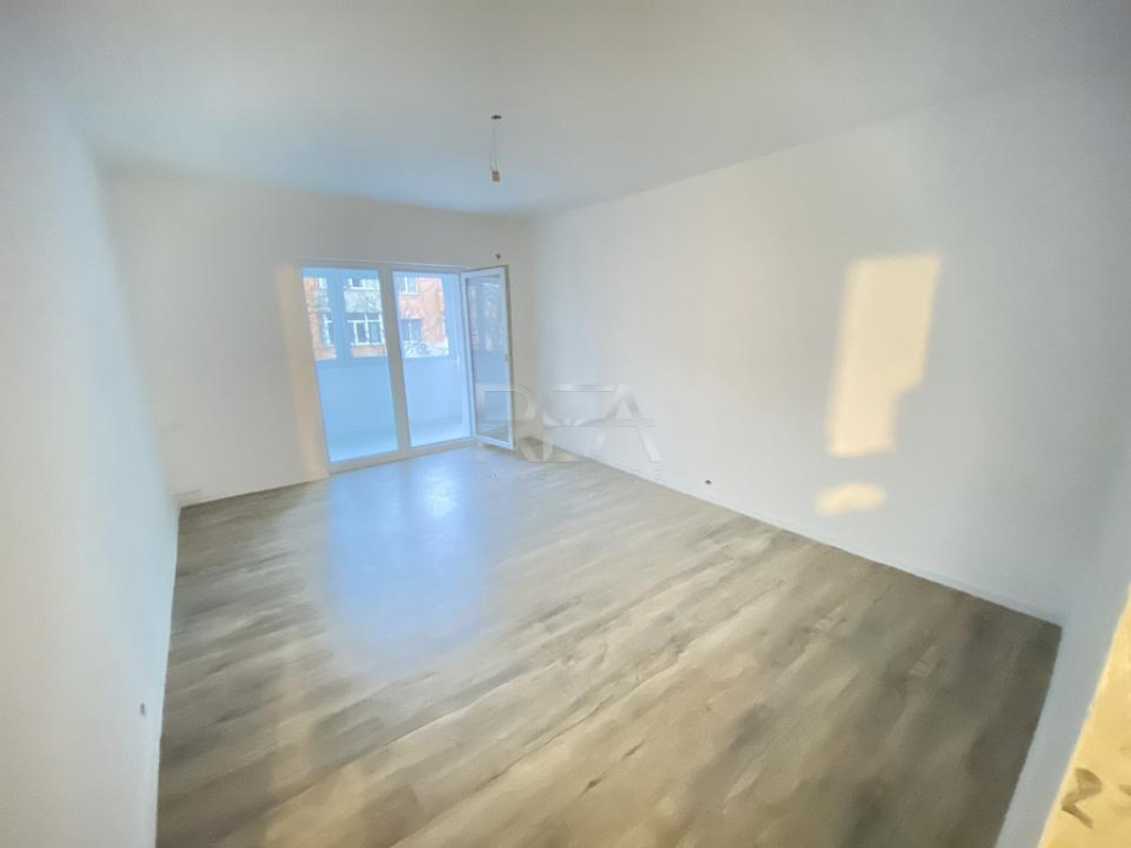 2 Camere- Decomandat- Salaj