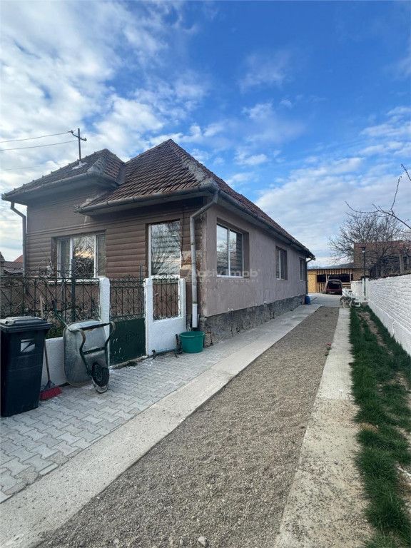 Casa - Saulesti - 2 dormitoare