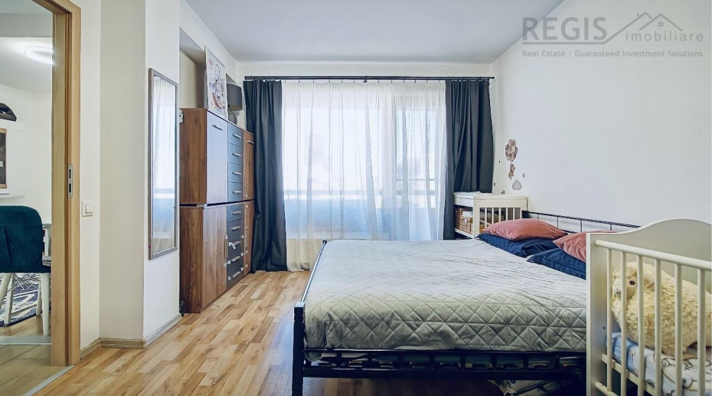 Apartament 2 Camere cu Parcare Tractorul Etaj Intermediar