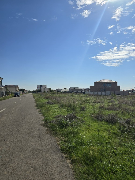 Vand teren in Constanta zona km 5