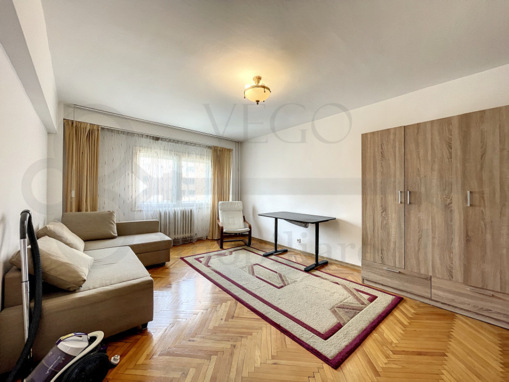 3 camere, decomandat, loc parcare, 80 mp, zona Dorobantilor