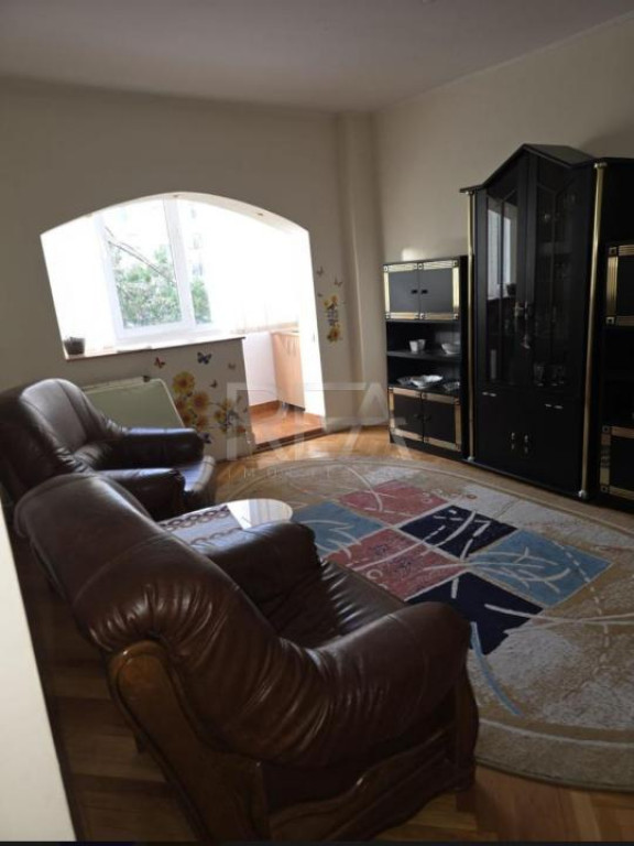 3 camere Pantelimon, et. 2, an 1980, 70 mp, boxă