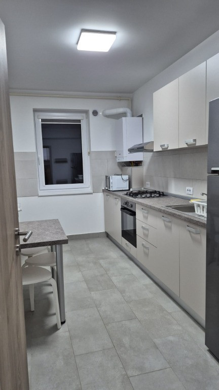 Garsonieră zona Coresi