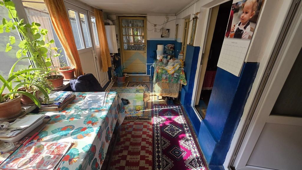 Casa in oras zona Promenada strada Raului 257mp utilitati