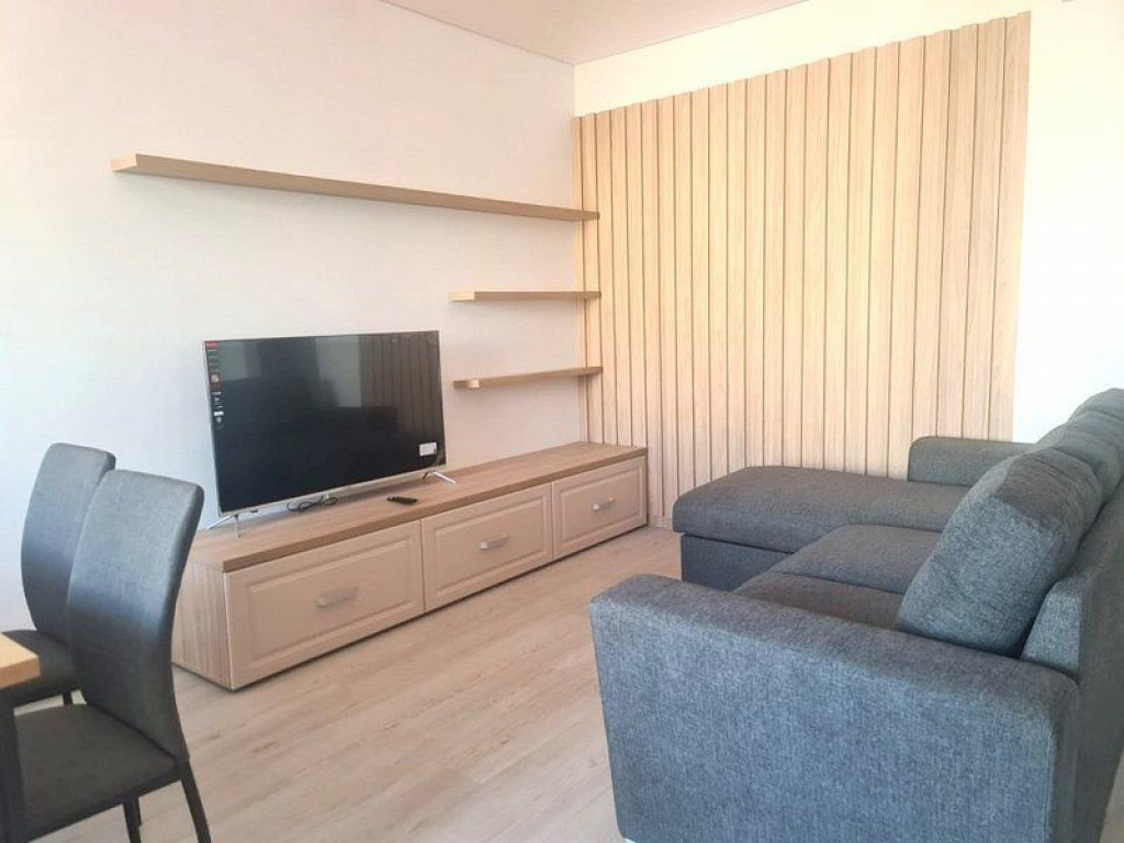 Apartament cu 2 camere, prima inchiriere - Roka Residence...