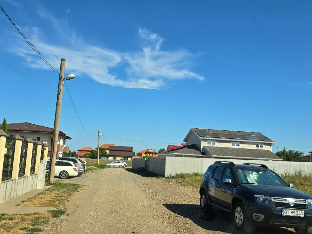 Teren de vanzare Constanta zona km 5 - vila cucoanei