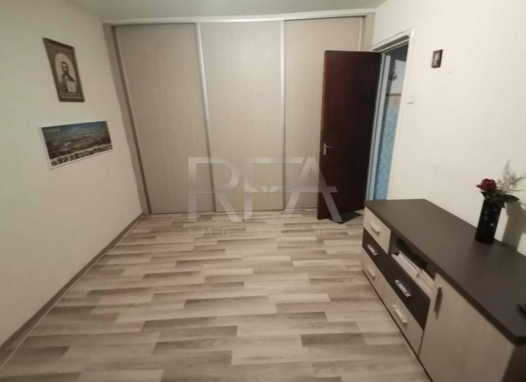 2 camere decomandat, 3/10-Drumul Tabere