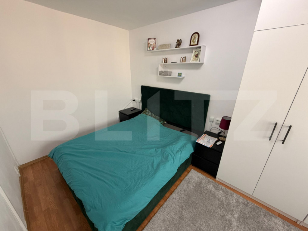Apartament 2 camere, 37.70 mp, zona Craiovita Noua - statia