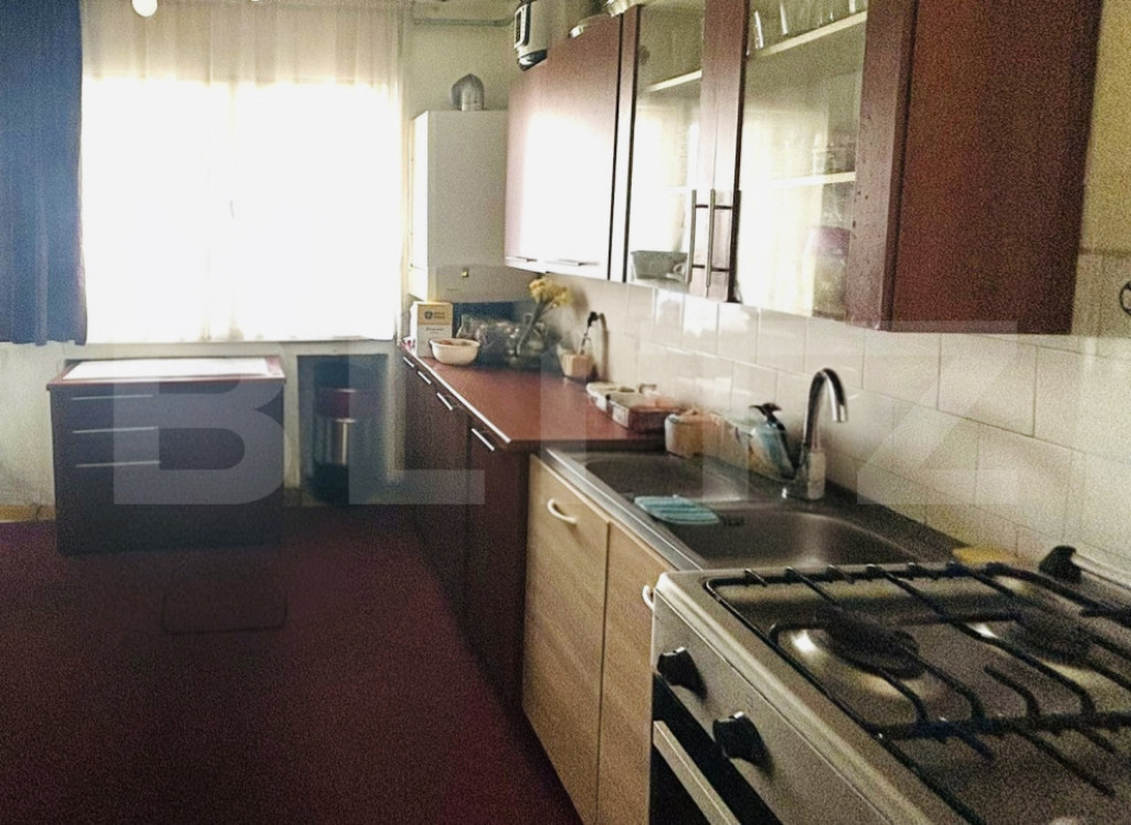 Apartament de vanzare, cu 3 camere, 95 mp, zona Micro 16