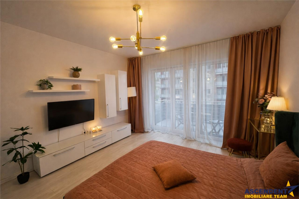 Tur 3D! Eleganta garsoniera, decomandata, mobilata, terasa,