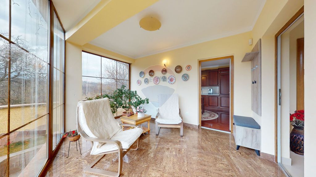 Casă de vânzare Bran Sohodol teren intravilan 10.331 mp...