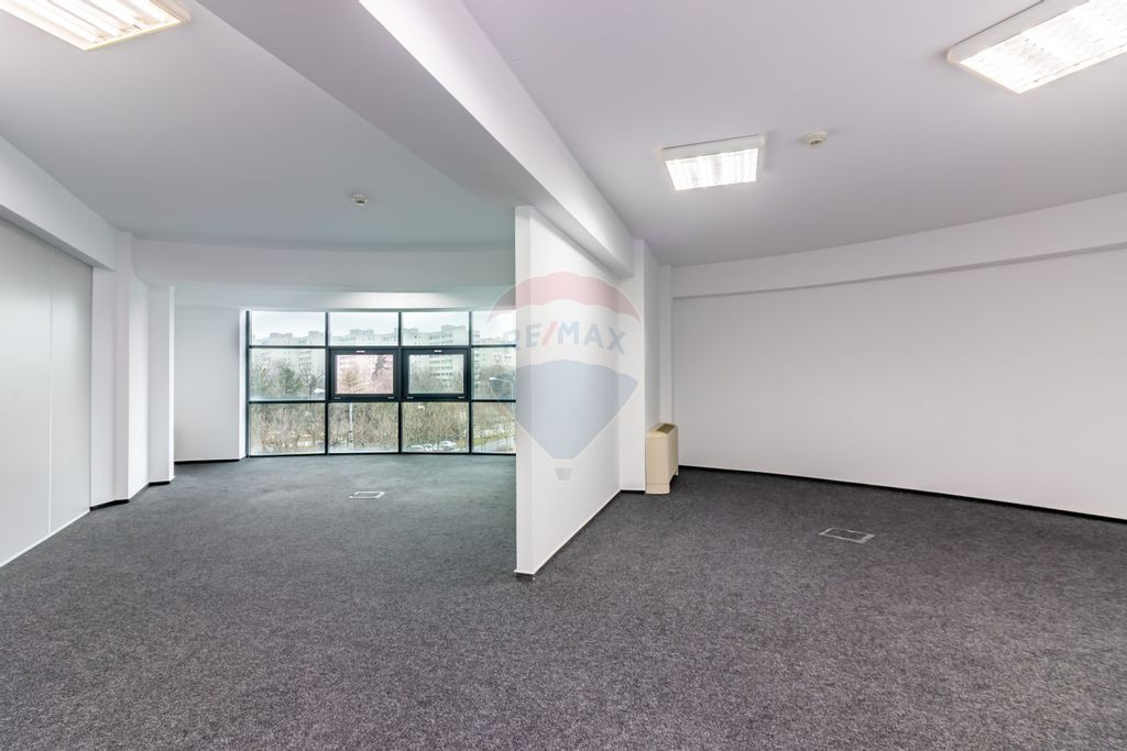 Spațiu de birouri I Office building I 245 mp I zona Miha...