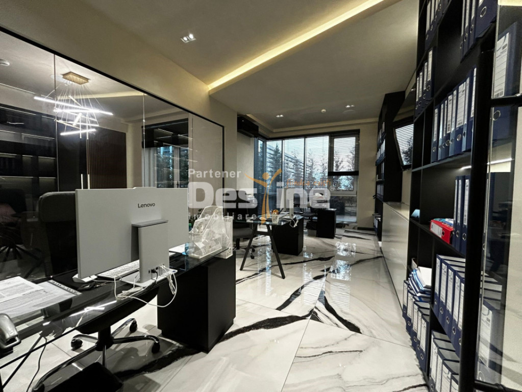 Spatiu birouri premium Copou 111 mp + terasa 55mp