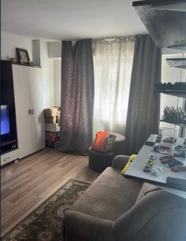 Panduri | 2 camere | 50mp | et 6 | semidec | 140.000 euro