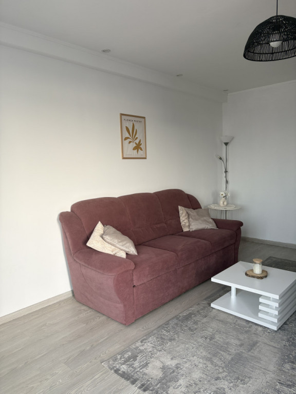 Inchiriez apartament 2 camere 10 minute de metrou Pacii