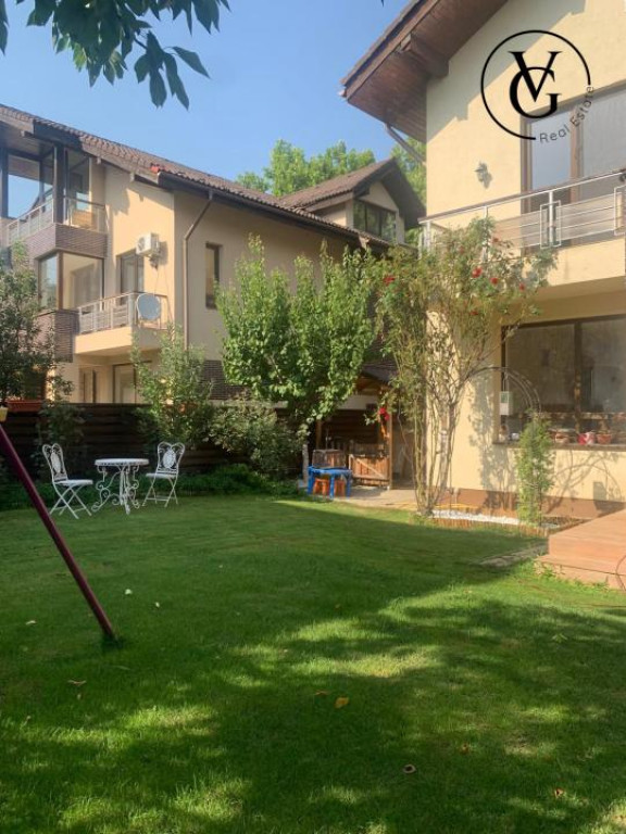 Casa 4 camere | Toate utilitatile | 23 August