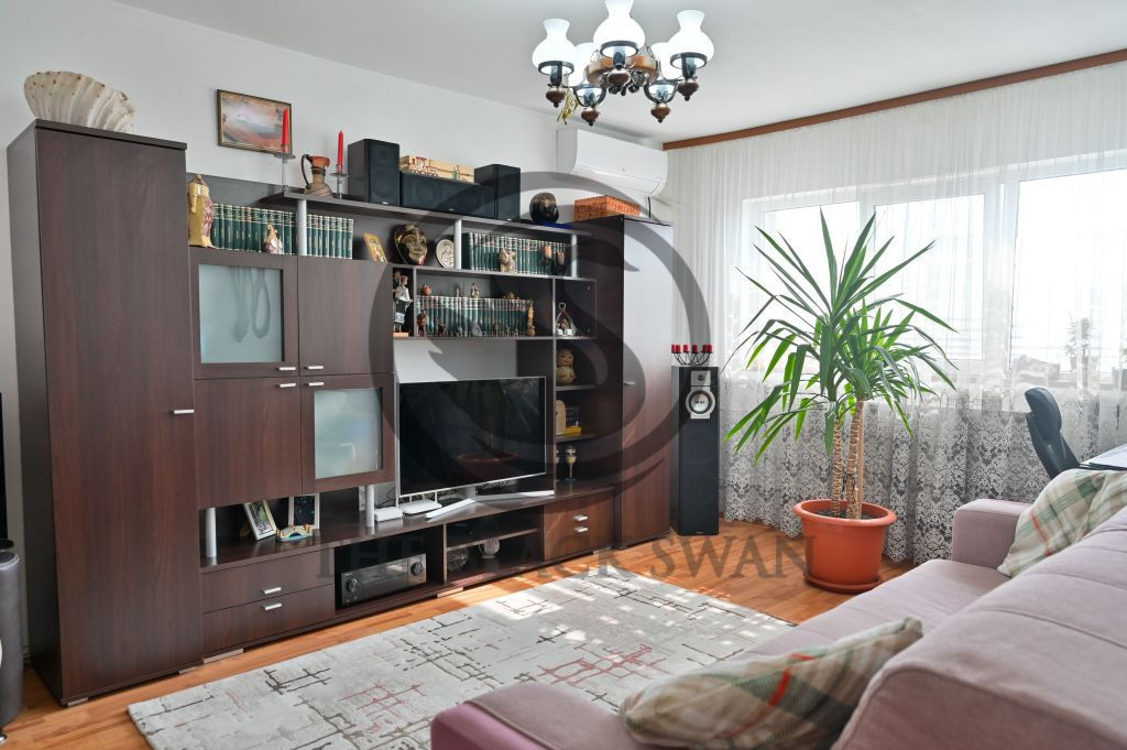 Apartament cu 2 camere de vanzare | Vest Ploiesti | Comis...