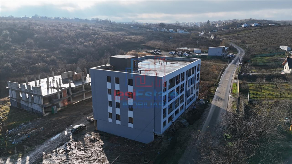 Apartament 2 Camere si Mansarda , Hlincea , 53mp