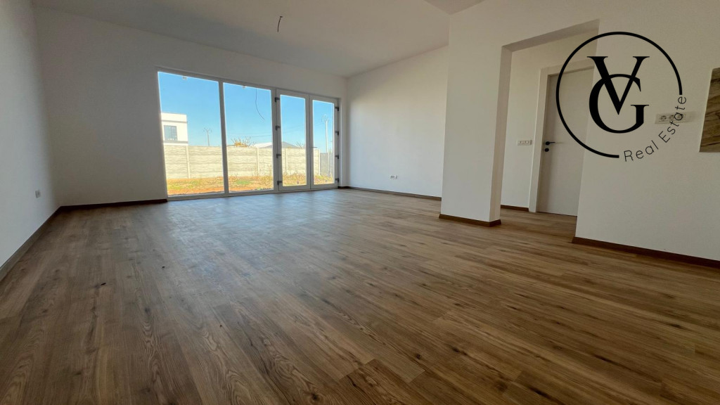 Casa 3 camere Tunari