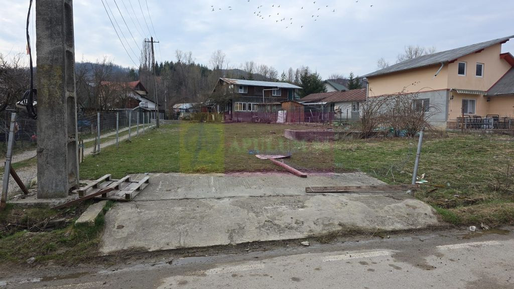 Teren intravilan 617 mp de vânzare în Breaza