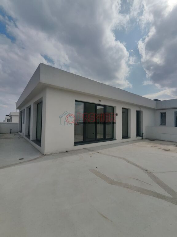 Penthouse exclusivist cu terasa proprie de 80 mp