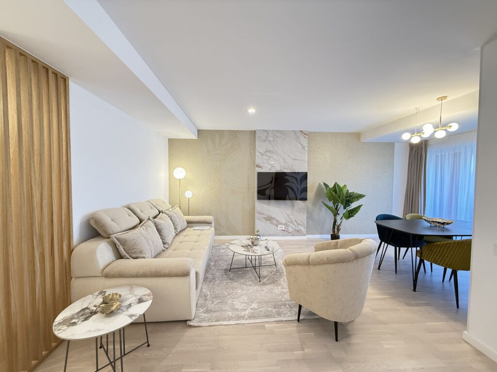 Apartament 3 camere, prima închiriere, ultracentral/