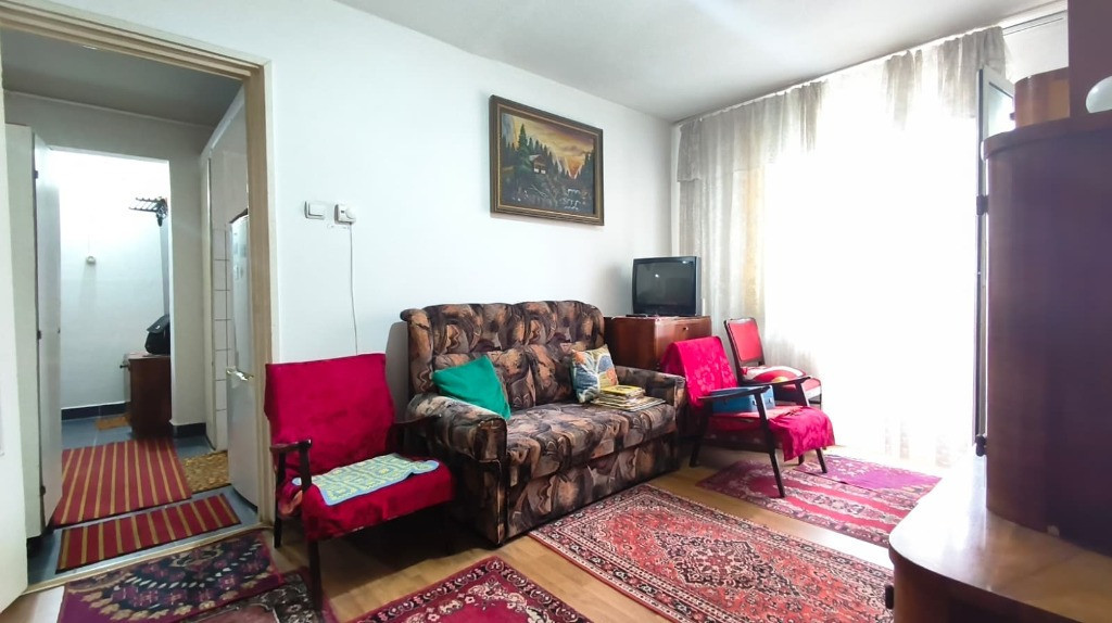 Apartament 2 camere in Deva, Etaj 1 – zona Eminescu – Maxxa