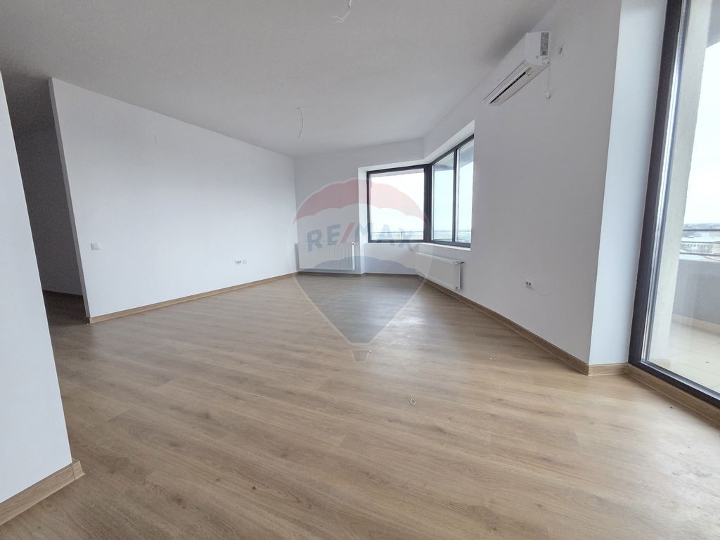 Apartament 3 camere V2, Comision 0%