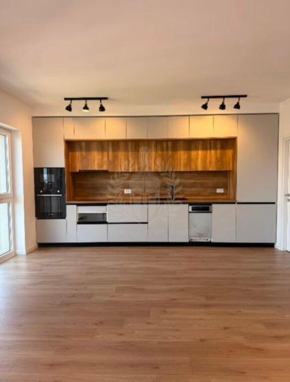 2 CAMERE // BUCEGI 12 // CENTRAL // APARTAMENT DE LUX