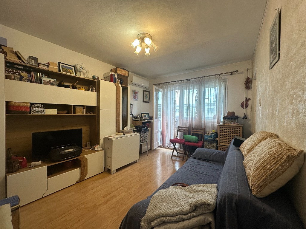 VIGAFON - Garsoniera Malu Rosu