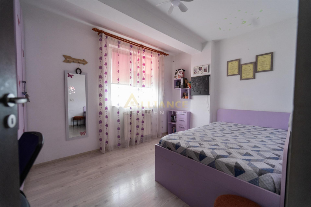 Apartament 3 camere cu 2 bai - Strada Solstitiului, bloc 201