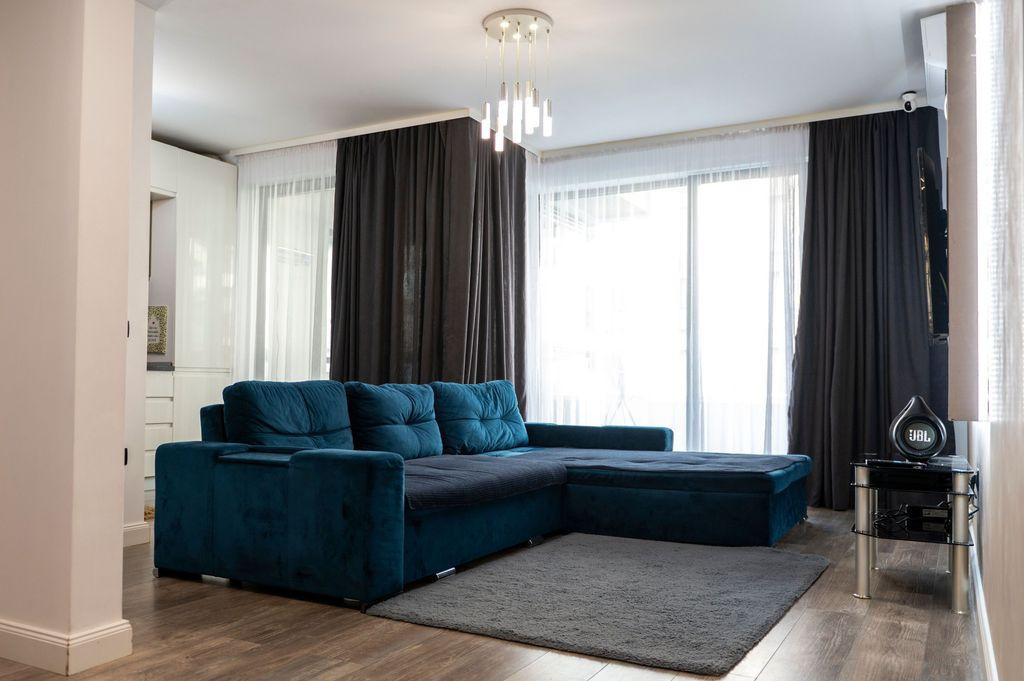 Apartament premium cu terasă mare și vedere la mare –...