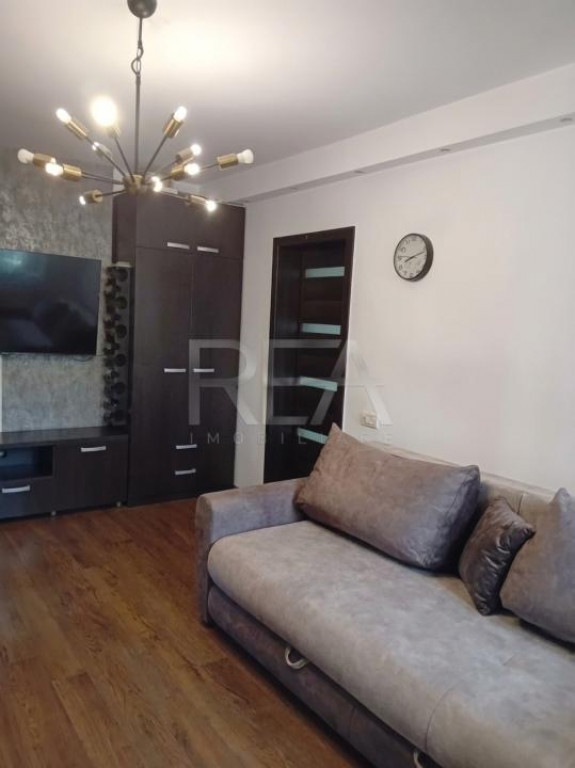 Apartament 70MP/ MOBILAT SI UTILAT /CENTRALA PROPRIE