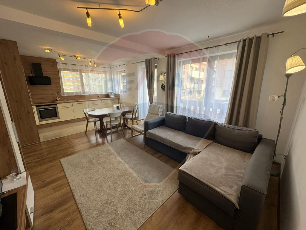 Apartament cu 3 camere de inchiriat, zona Europa
