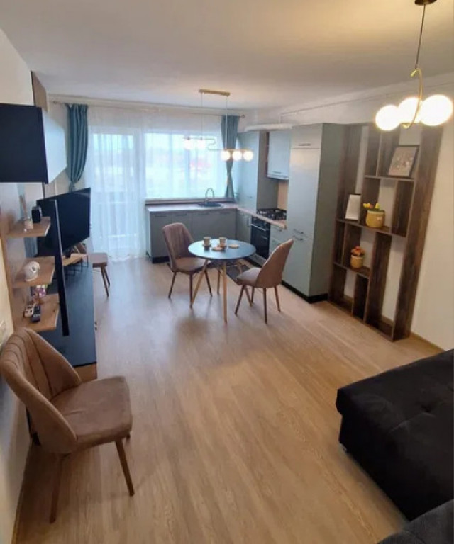 STUDIO de inchiriat, suprafata de 50mp si loc de parcare Sub