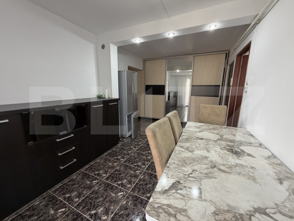 Apartament cu 3 camere in spurafata de 55,5 mp, zona Stadion