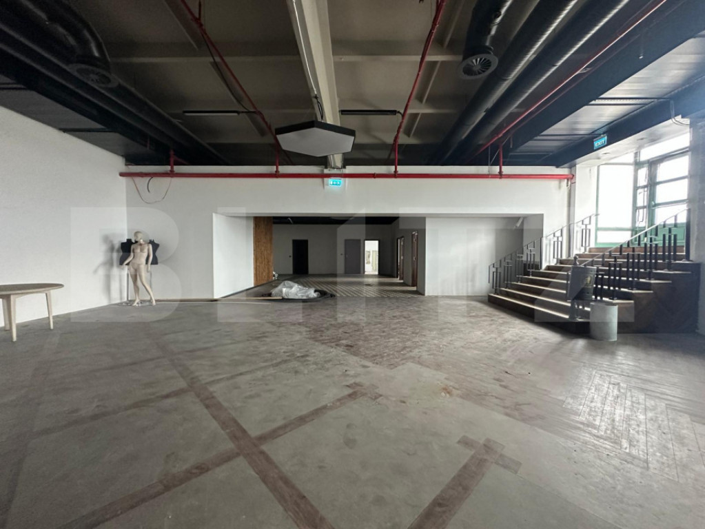 Spațiu comercial de inchiriat, 280 mp, zona Brintex Bartolo