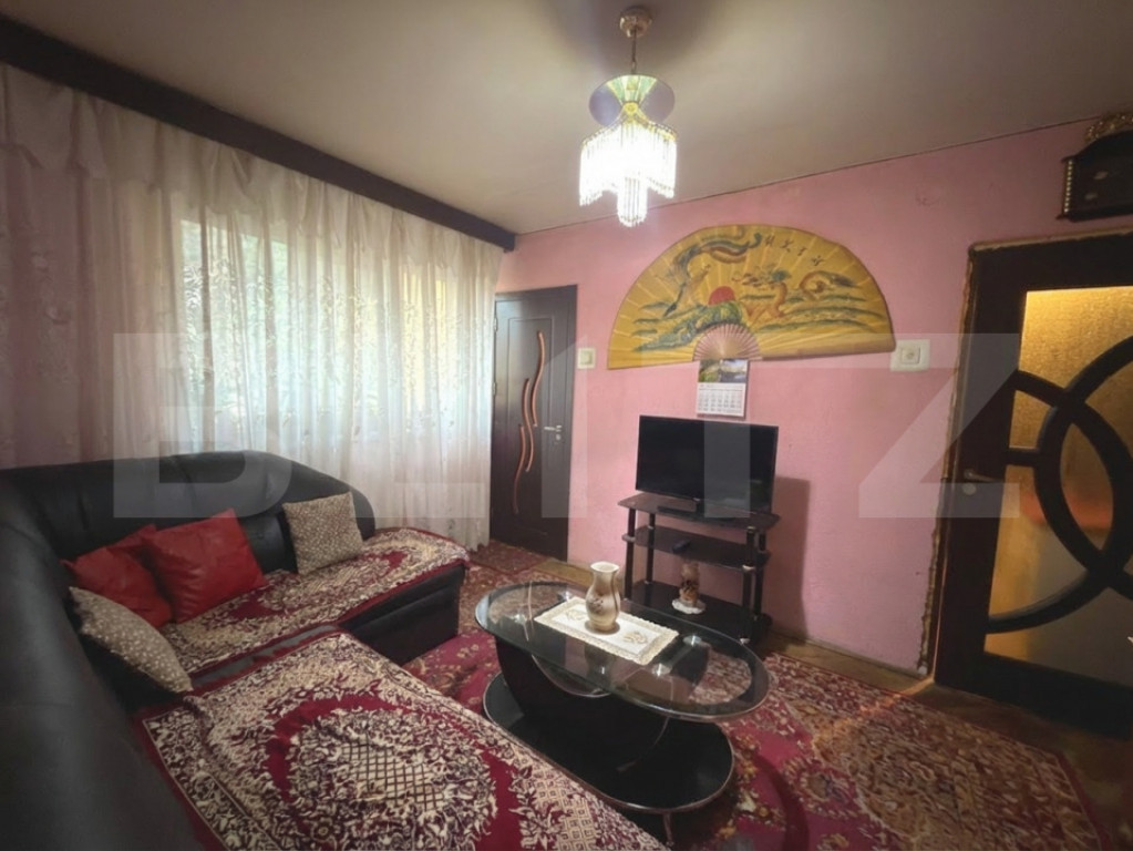 Apartament 2 camere, 29 mp, zona Piață, Valea Roșie