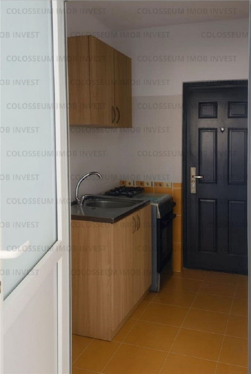 Camera de camin cu baie proprie si centrala - Zona Tractorul/Rulmentul