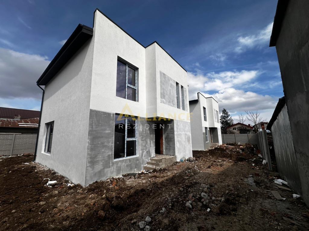 Vila individuala 5 camere ~ 3 bai ~ Teren 300 mp