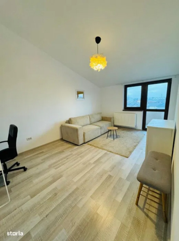 Garsoniera decomandata - zona Tractorul