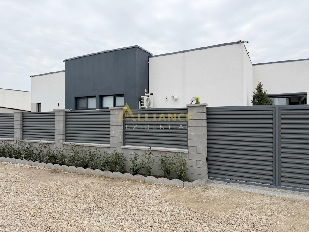 Casa individuala ~ 4 camere ~ 2 bai ~ 130mp utili teren 50