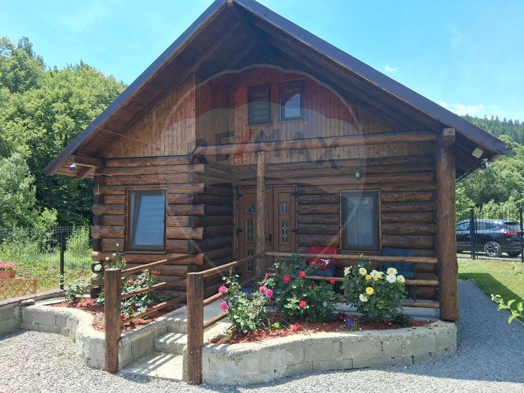 Refugiu în natură, Cătrușa Covasna – cabană cu pot...