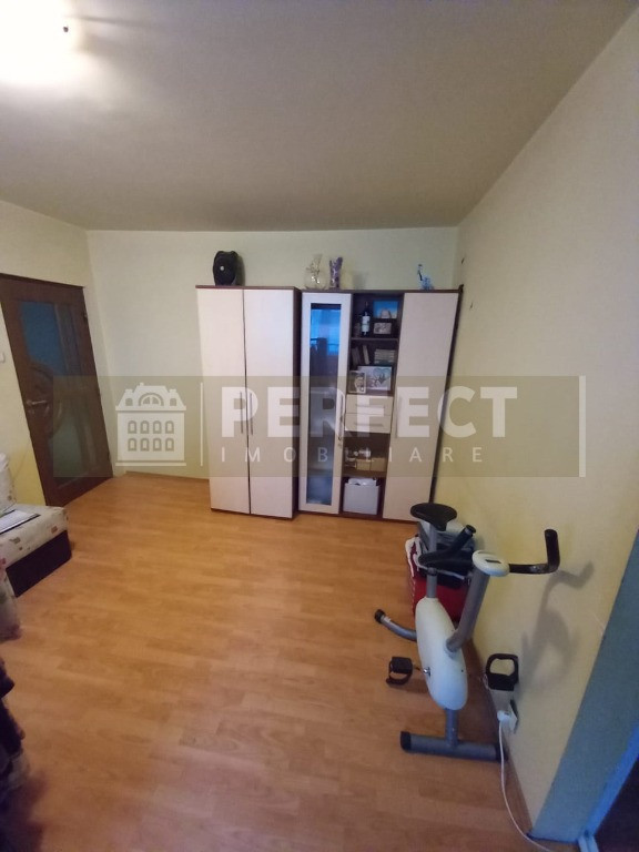 Ap.2 camere Mihai Bravu RENOVAT etajul 4,pret 46.900 euro