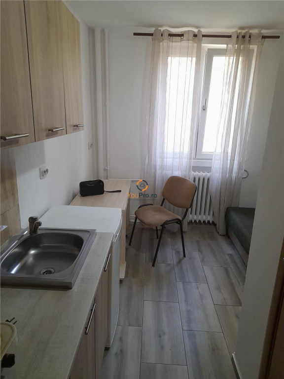 Decomandat cu Centrala 2 Balcoane Iulius Mall